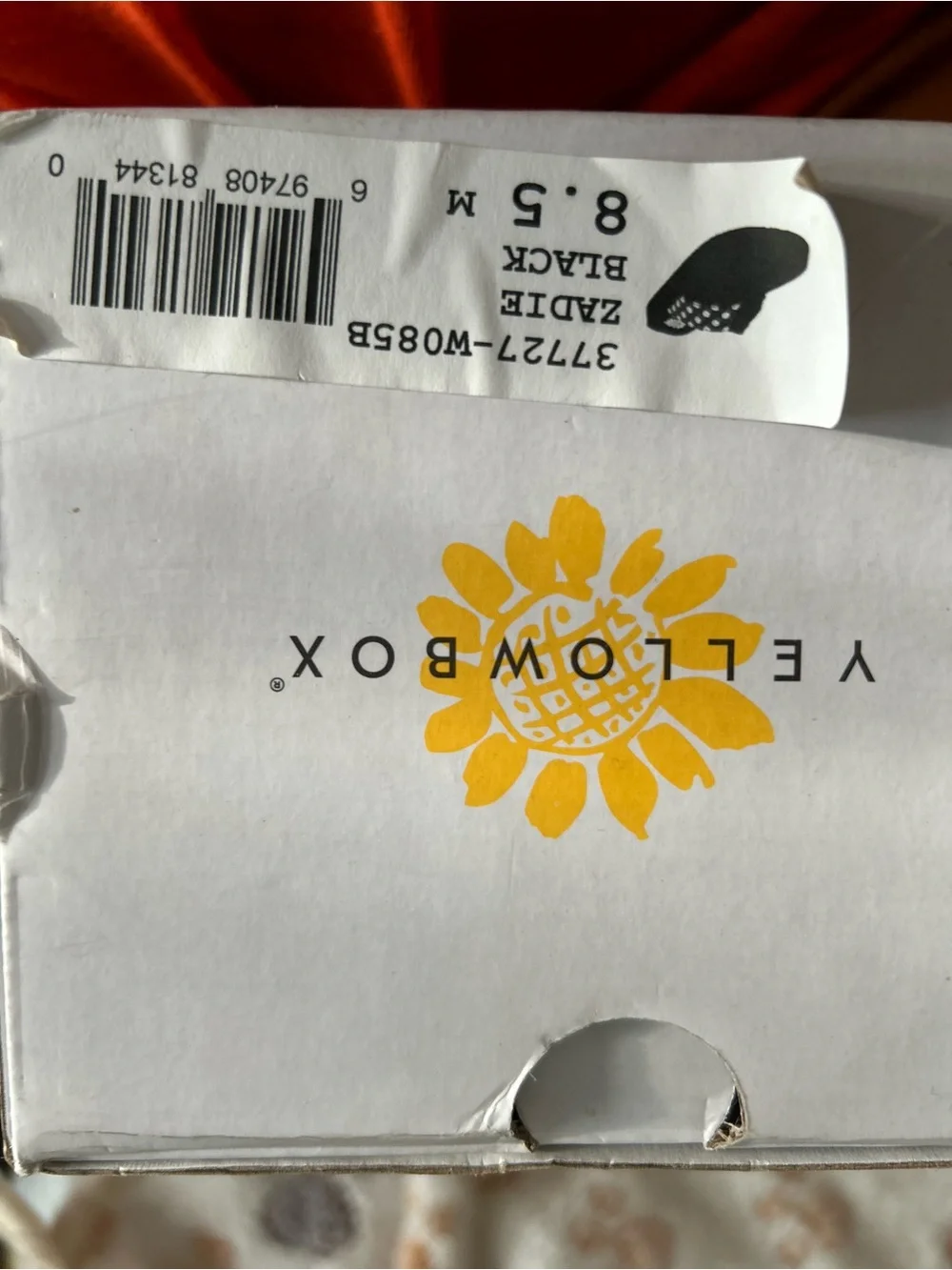 Yellow Box Black Sandals with  White Polka Dots. Flip Flops New 8.5 - Picture 5 of 5